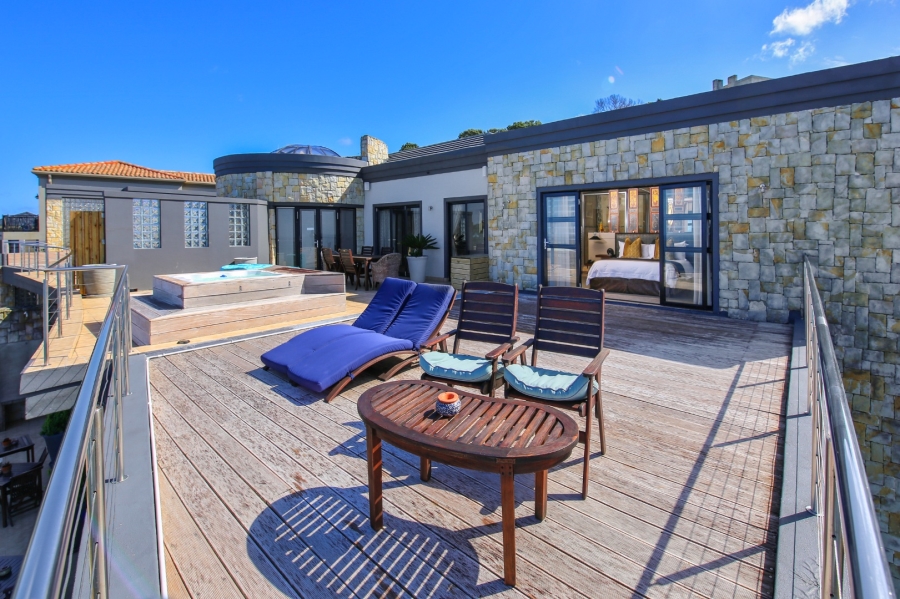 7 Bedroom Property for Sale in The Heads Western Cape